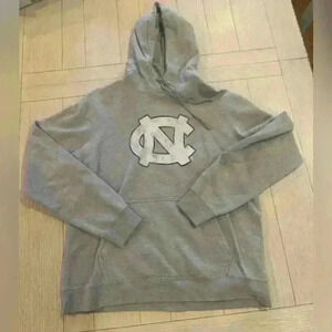 Grey university of North Carolina sweatshirt only worn once size large! #UNC